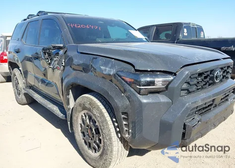 2025 Toyota 4Runner Trd Off Road Premium z USA, uszkodzony, nr VIN JTEVA5BR7S5003393